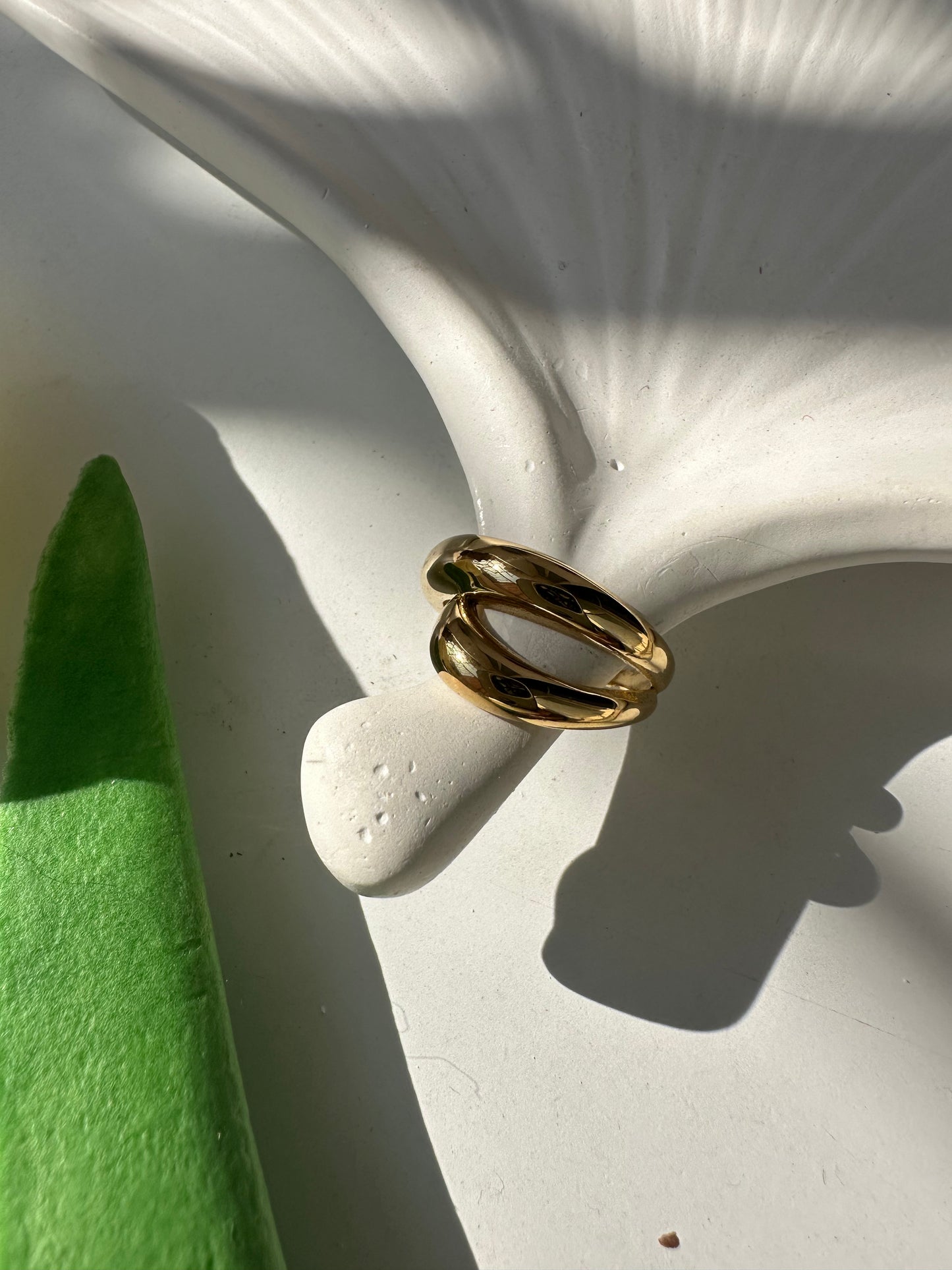 Simple statement ring