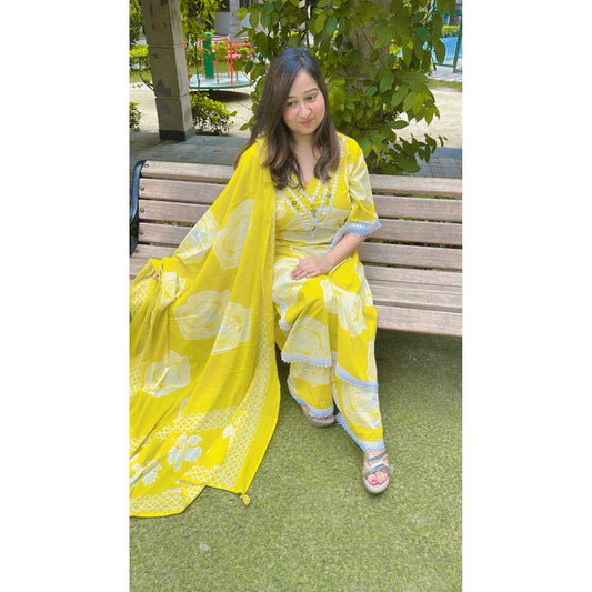 Yellow printed kurta pant with dupatta