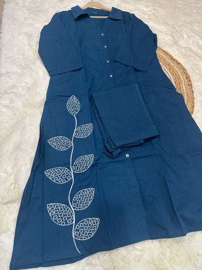 Blue collared kurta with pant