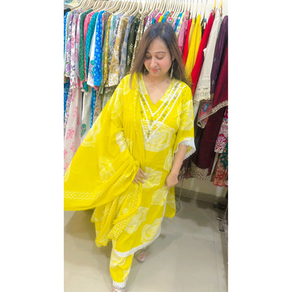 Yellow printed kurta pant with dupatta