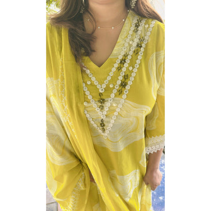 Yellow printed kurta pant with dupatta