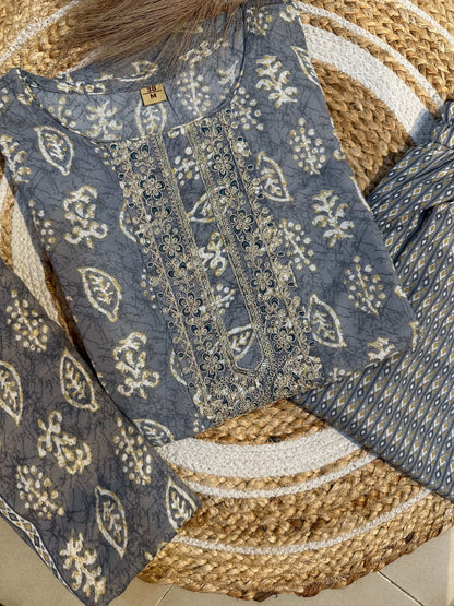 Stitched Gray Kurta pant set with dupatta